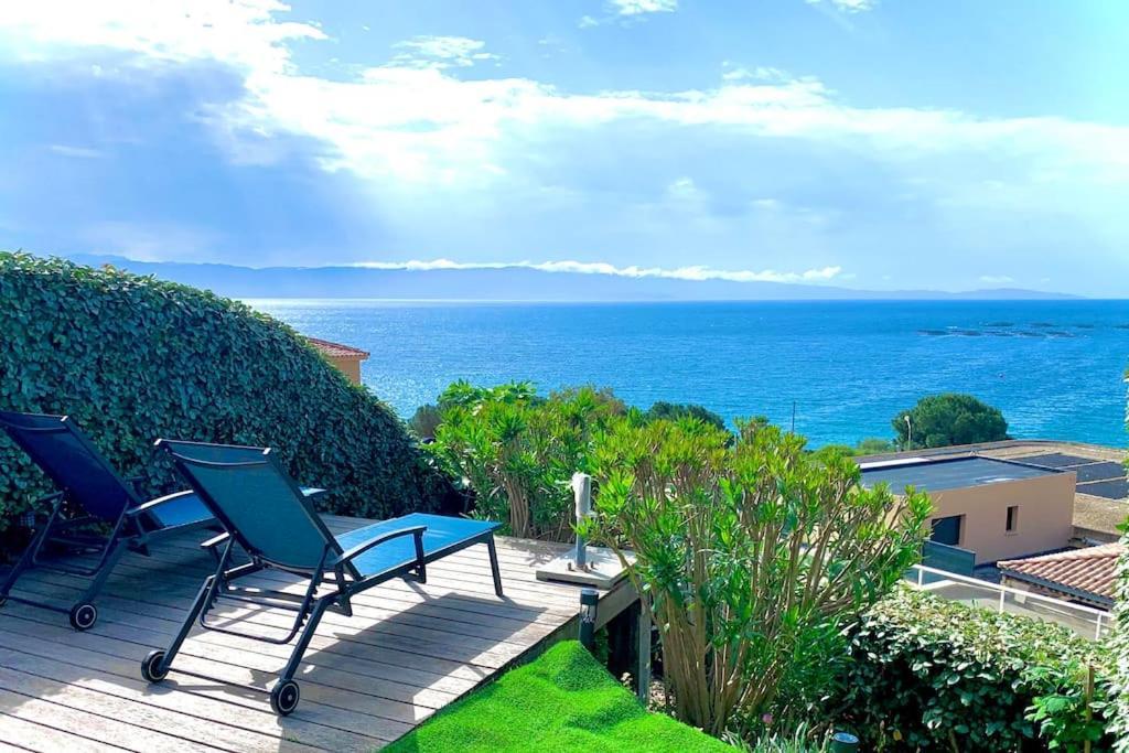 Ajaccio Maison Bord De Mer Dans Residence Avec Piscine Esterno foto